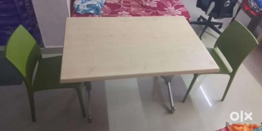 Canteen tables