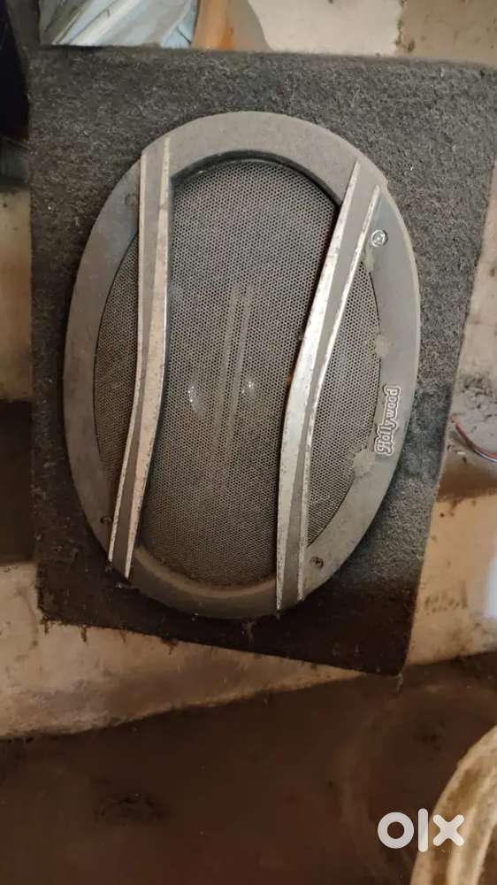 good condtion car speeker