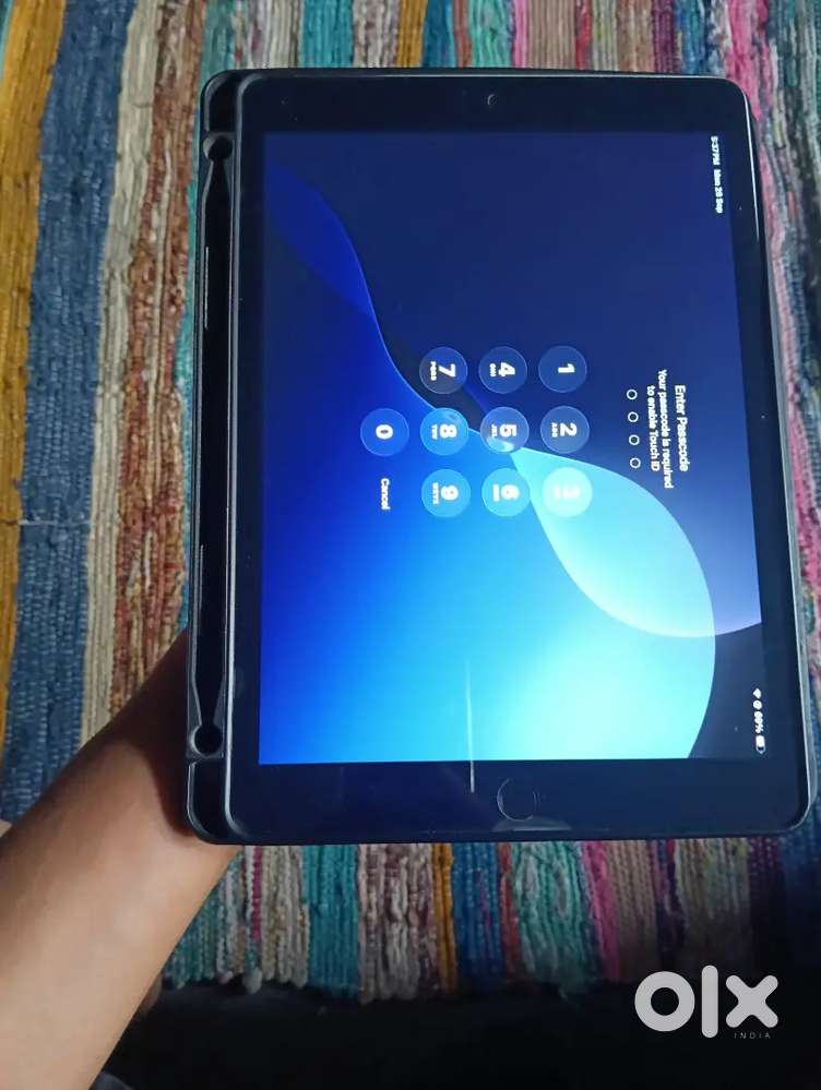 I pad 9th generation wifi 64 gb all ok all original never repaired