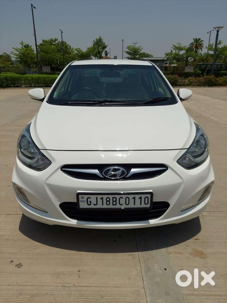 Hyundai Verna [2015-2017] FLUIDIC 4S 1.6 CRDi SX, 2013, Diesel