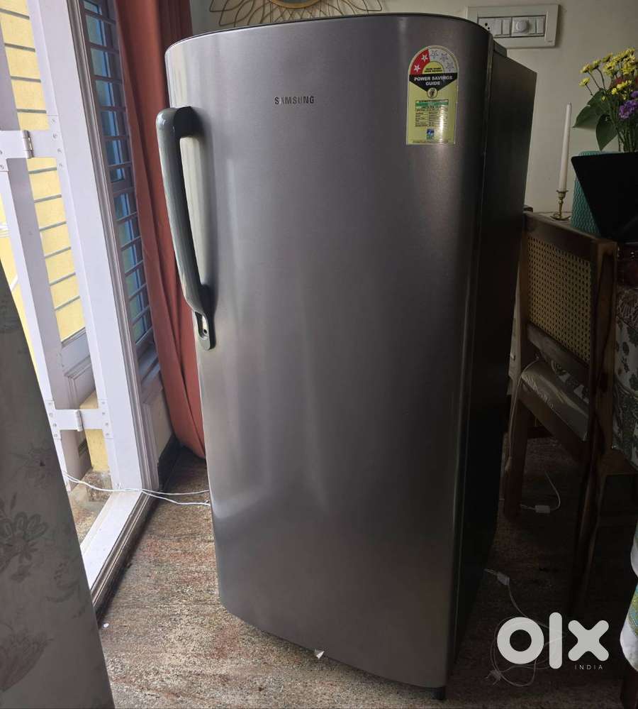 Samsung 192L Refrigerator - Good as New, 3 Years Old!