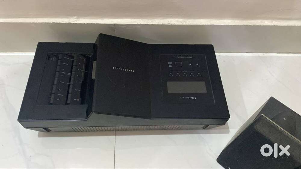 Nakamichi Sound8Space8–5-Disc Music System with Speakers  Excellent