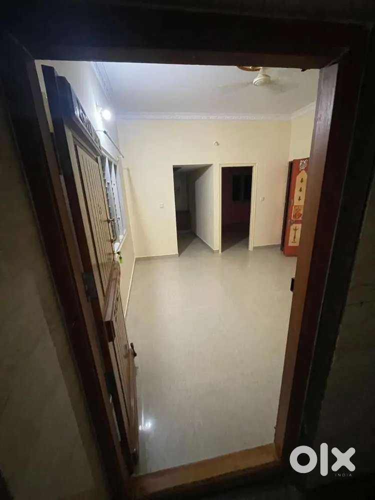 SemiFurnished 1Bhk Near Neeladri Road Near to electronic City infosys
