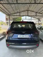 Mahindra XUV700 2023 Petrol Well Maintained