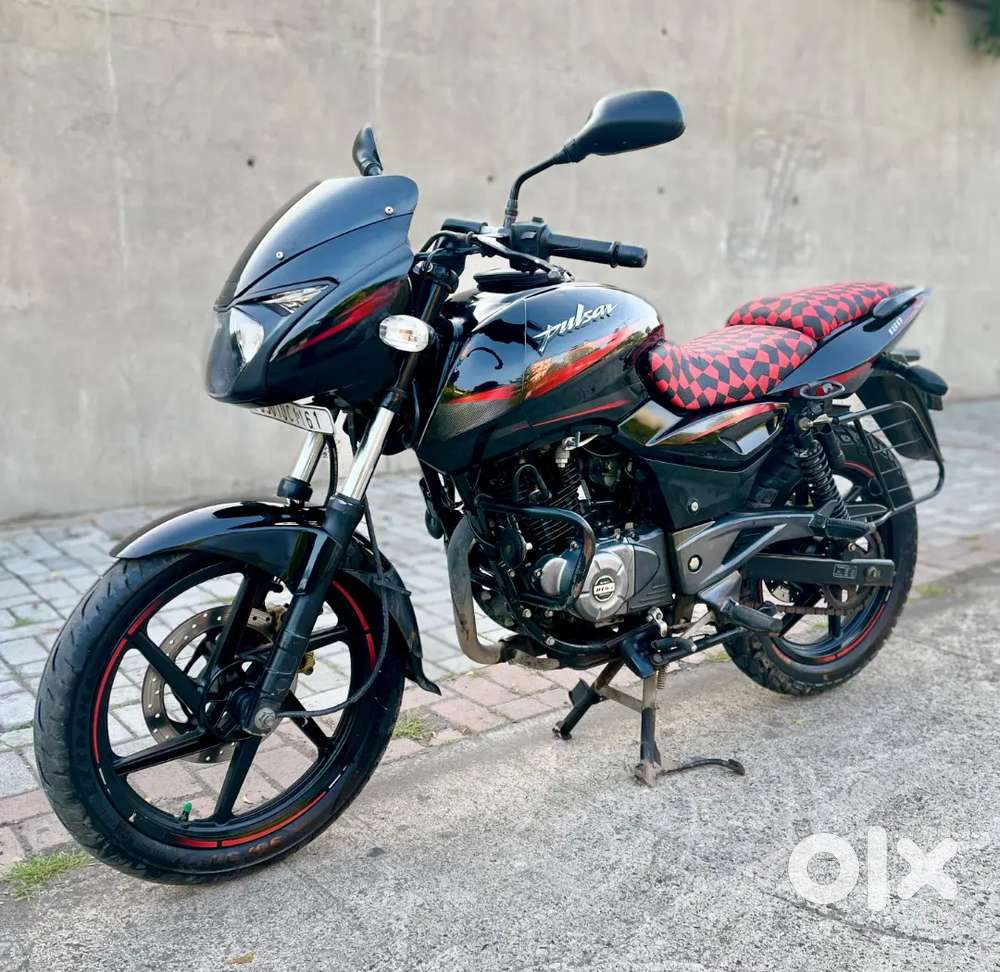 Bajaj Pulsar 180 bs-4 (2018 modal)