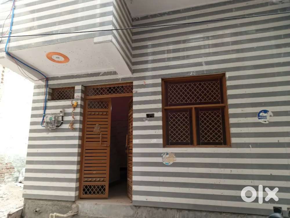 Newly constructed house, good for small family and student & bachelor
