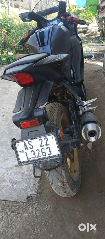 R15 v4 just 2 month running