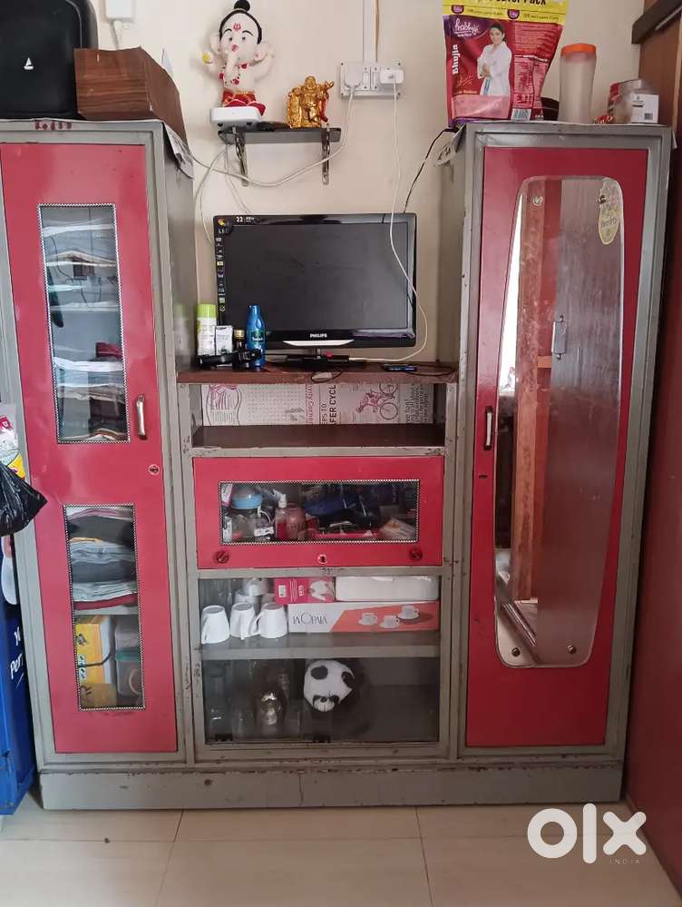 Show case decent condition