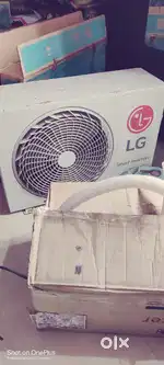 Lg smart inverter AC working in good condition relocate selling