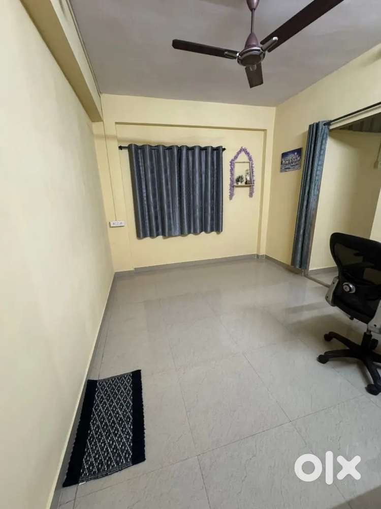 Pg Roommate for girl