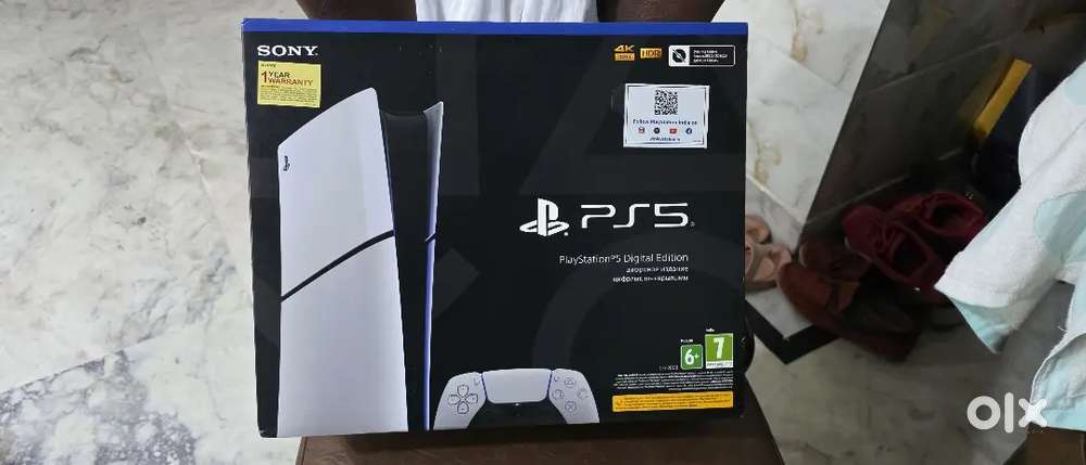 2 days old ps5 digital edition
