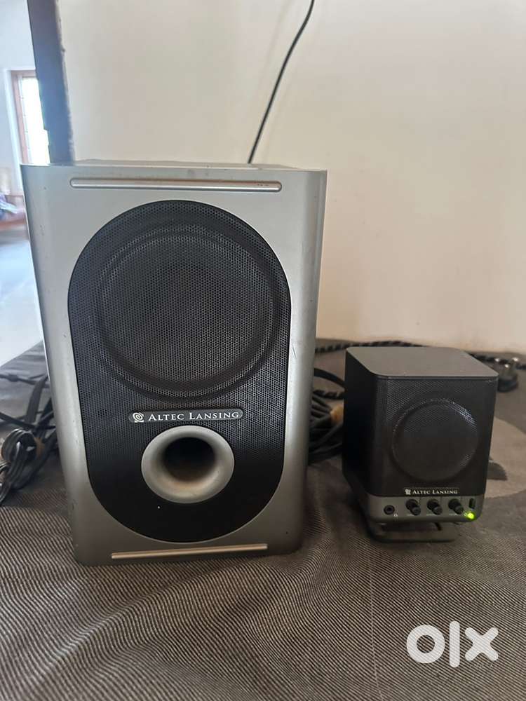 Altec lansing speaker