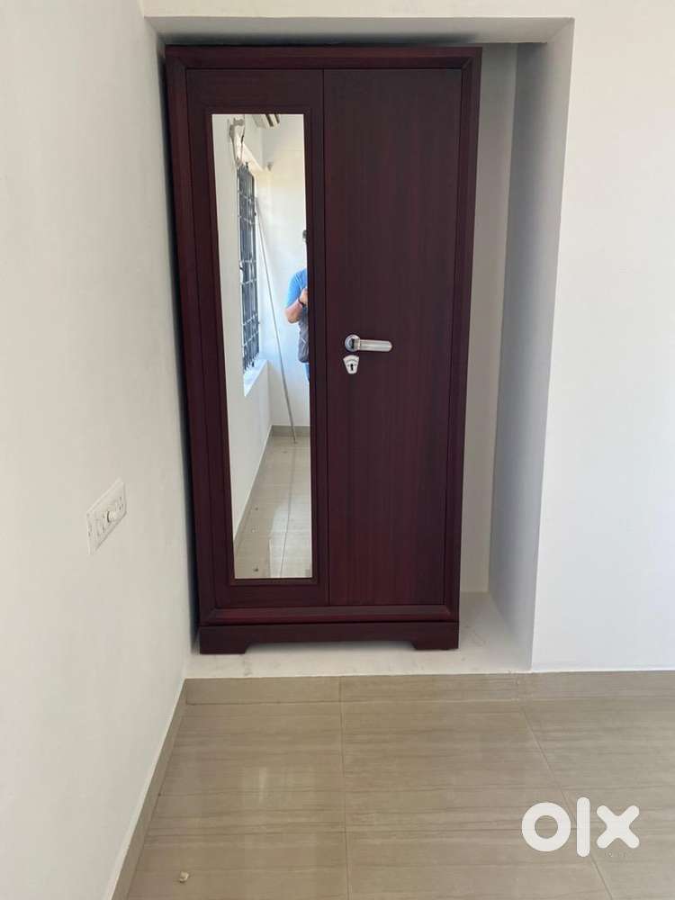 @ STEEL ALAMAAR @ ALAMARA @ CUBBOARD @ hostelh