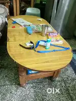 Centre table in good condition
