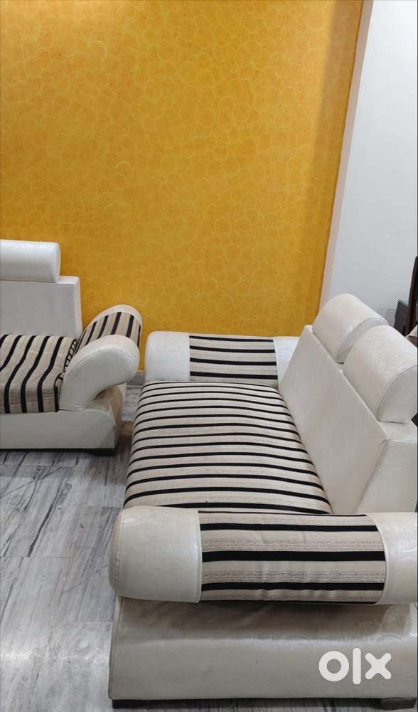 Premium sofa set for sale