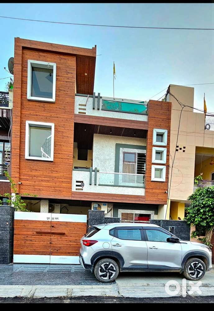 Semi furnished ground floor