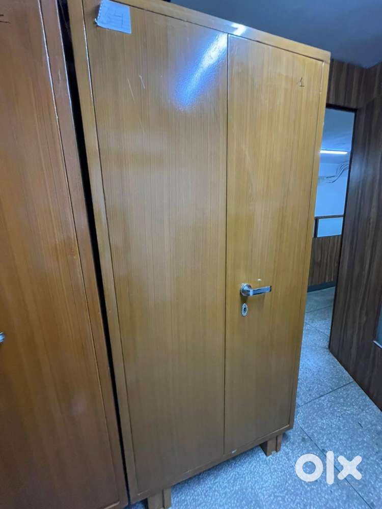 Selling a single office almirah in good condition.