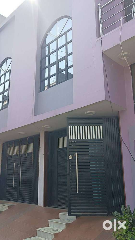 105 gaj semi duplex makan in sindholi