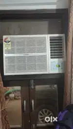 Lloyd AC and tandom geyser new condition