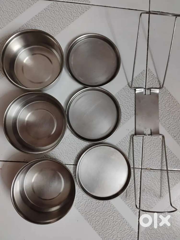 Milton 3 steel cup with hot tiffin box