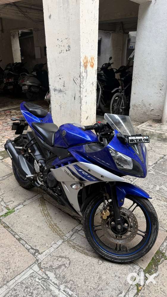 Yamaha R15