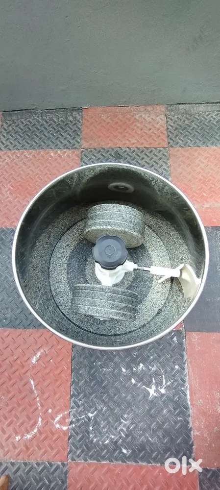 Table top wet grinder