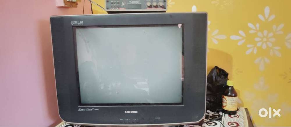 SAMSUNG LCD TV