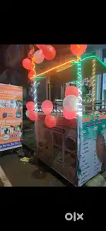 Fast food banane vale karigar ki jarurat h