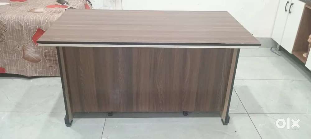 Office Table and chair