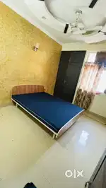 Female Flatmate required 1 room available