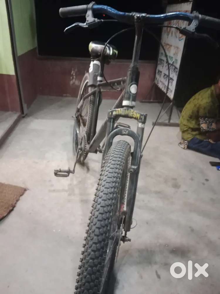 Hero company ke cycle ha     address-west bengal /sonamukhi/junsora