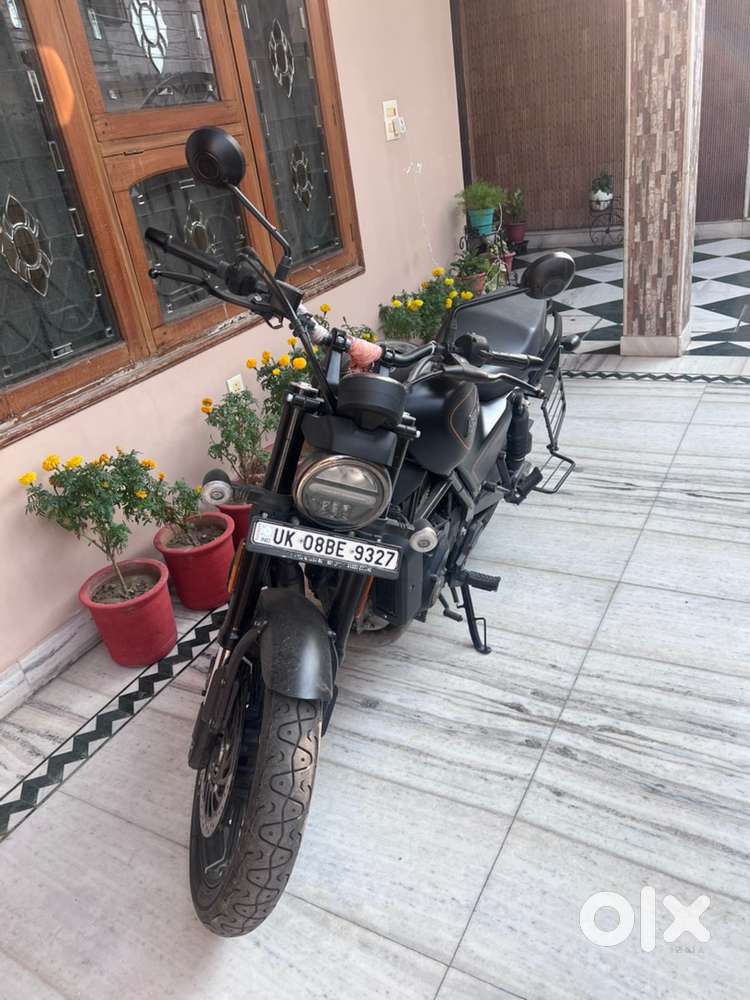 Single hand driven in very good condition