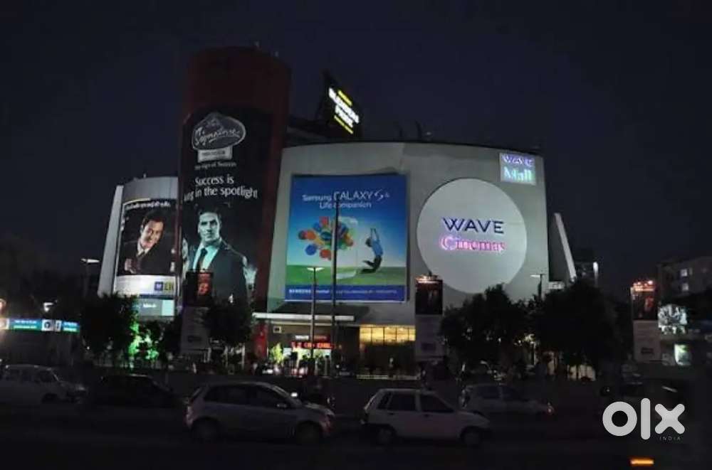 !! HR ANJALI MA'AM !! HIRING MALE AND FEMALE STAFF IN WAVE MALL...