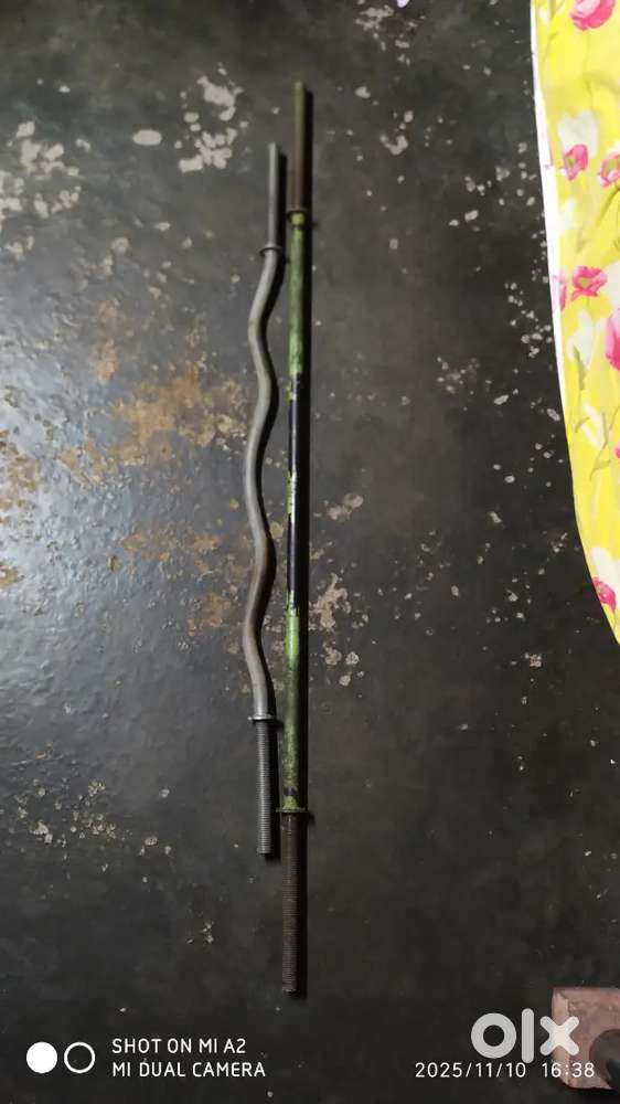 Tricep exercise Bar and Bench Press exercise Bar