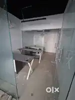 Newly furnished 1 cabin 4 seat office space