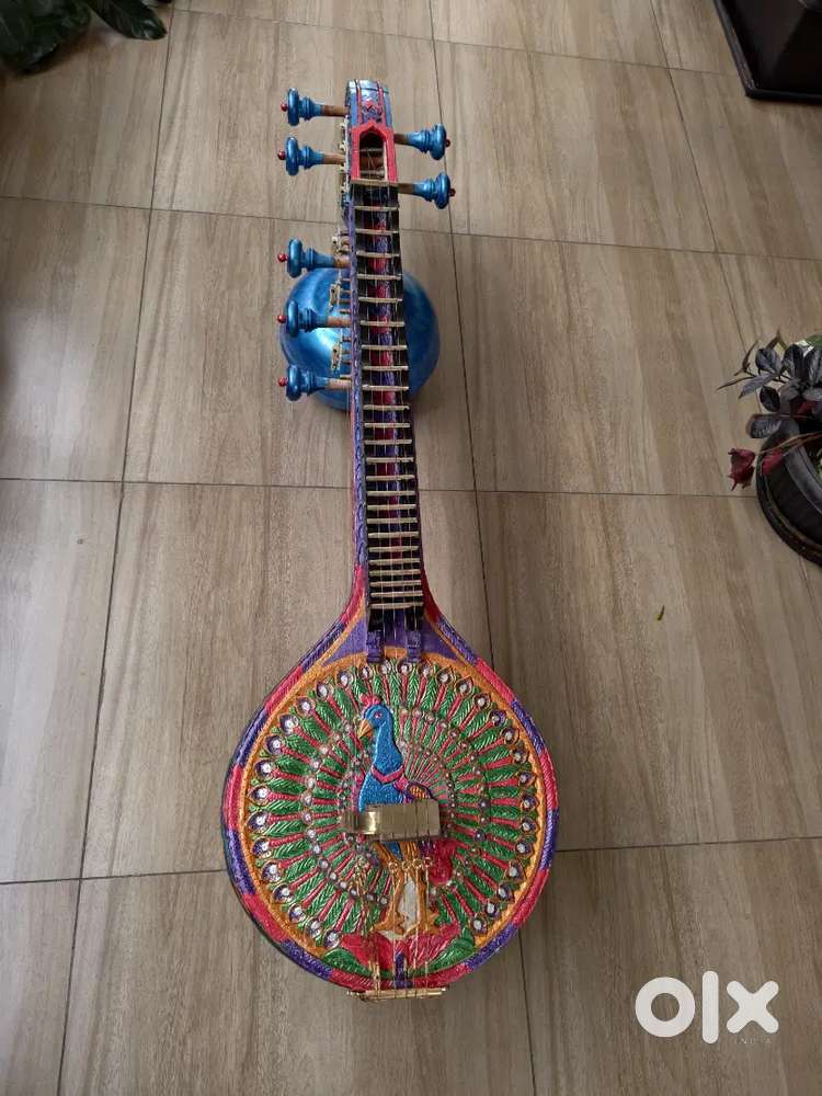 Saraswathi veena