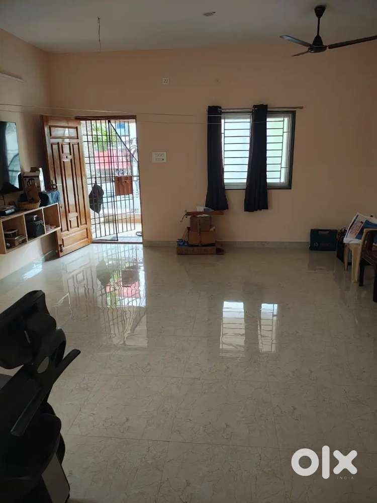2bhk flat for rent in vadaplani, saligramam, gandhi nagar