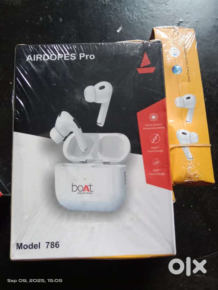 Ear buds boAt from 250-400 rupees