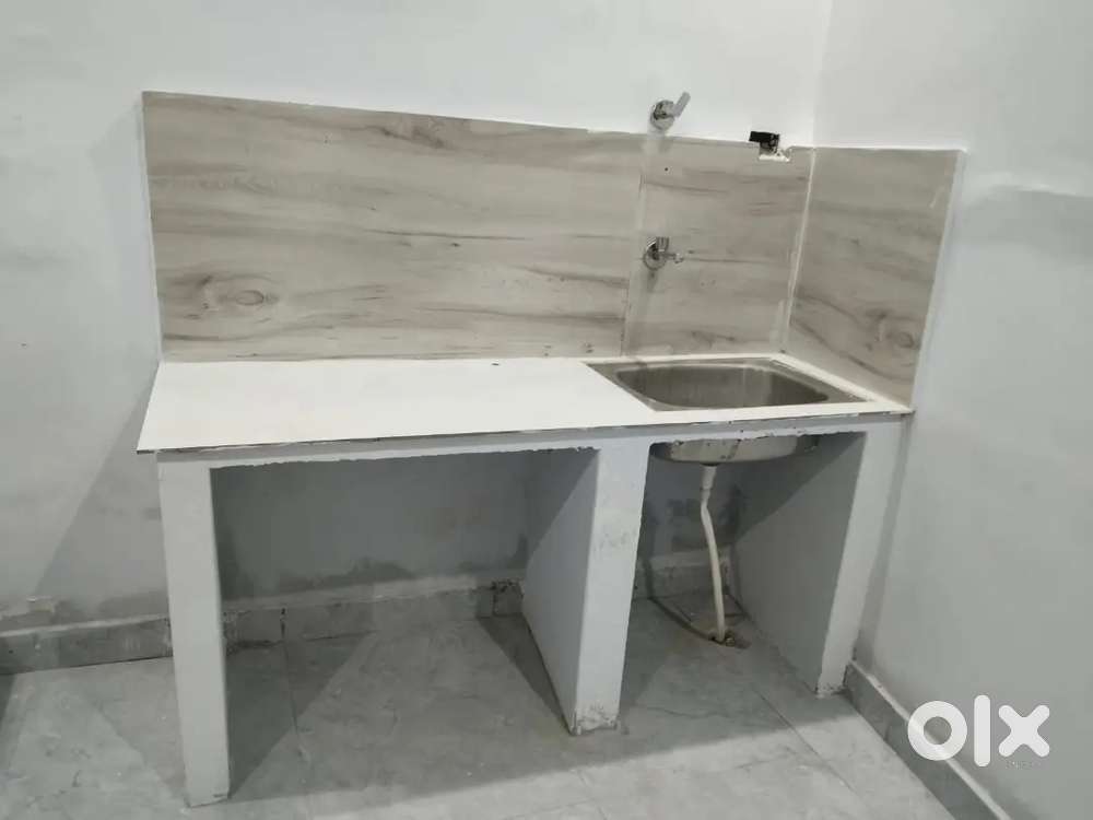 Good furnished room for rent