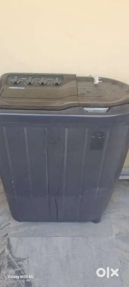 Whirlpool semi automatic 7kg washingmachine
