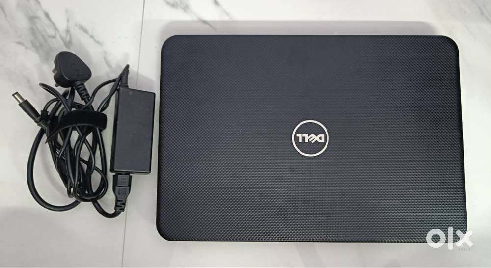 DELL Inspiron 3521