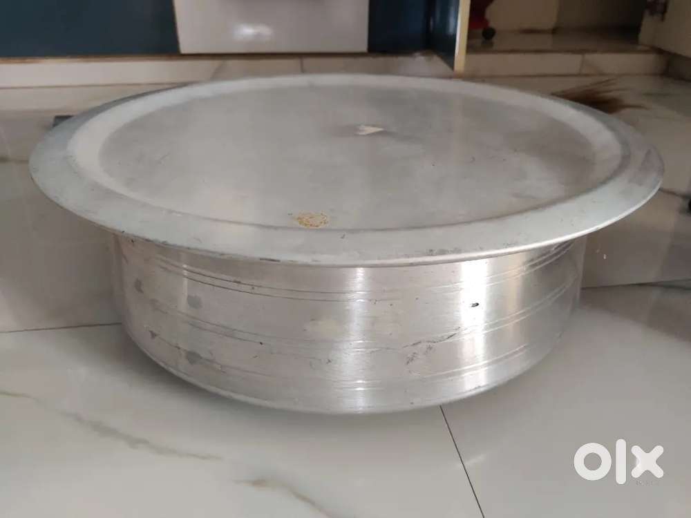 Biryani Handi with lid. Heavy Aluminium Gauge 4.5 KG cooking capacity.