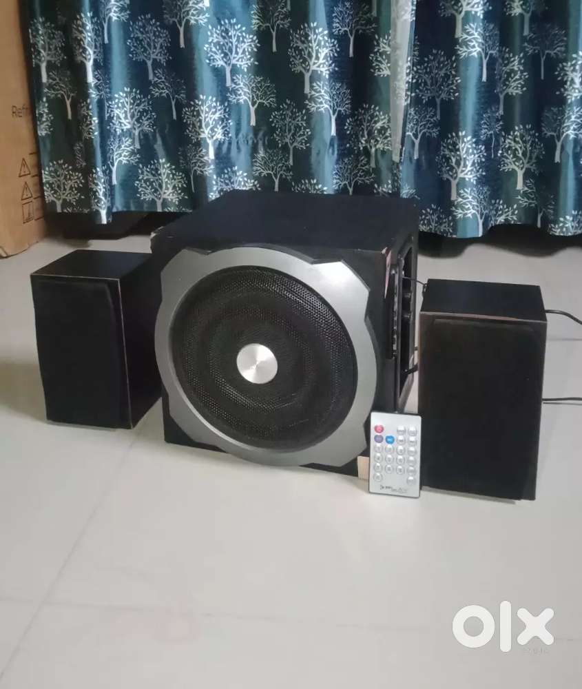 F&D home theatre 2.1 Bluetooth FM USB