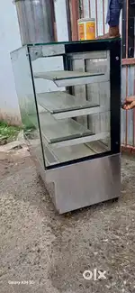 3 feet showcase for sale