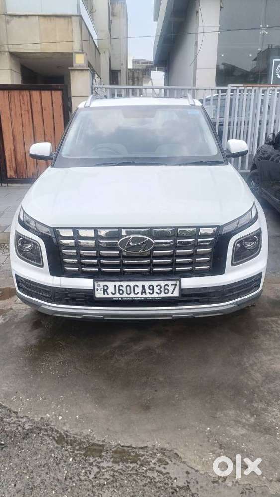 Hyundai Venue, 2024, Petrol