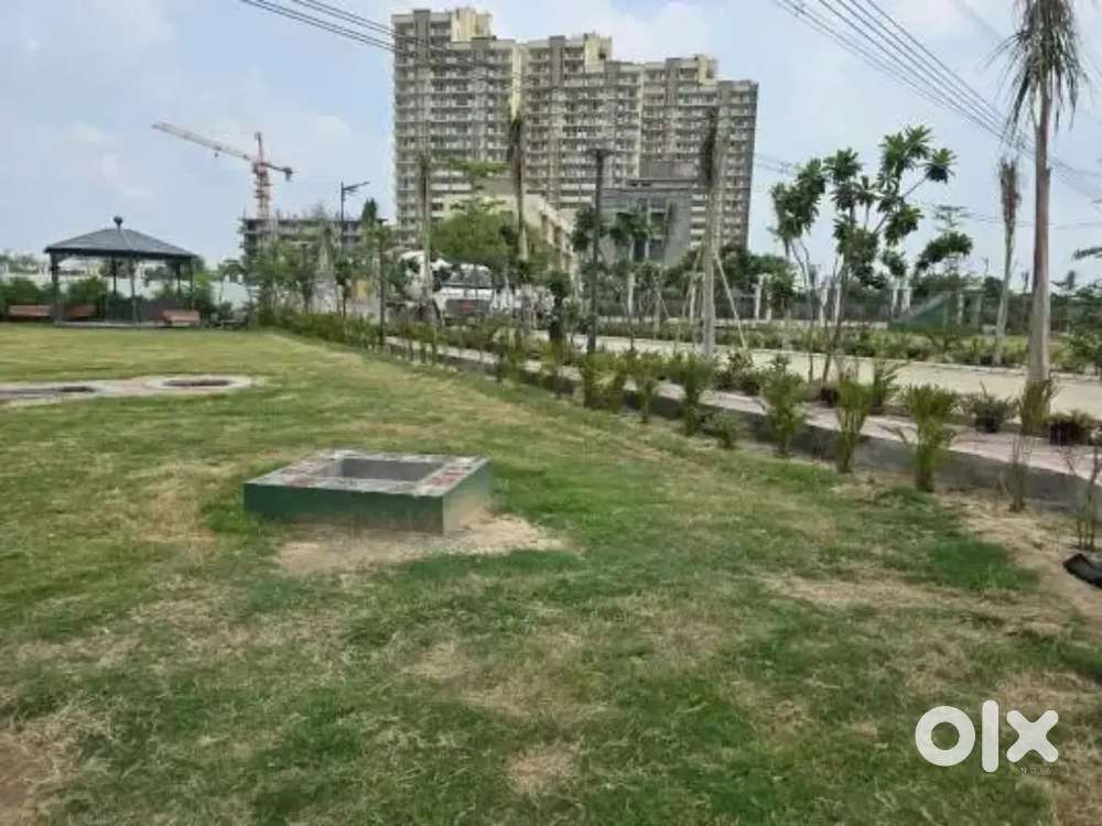 Vienna greens 171 Sq Yd plot for sale