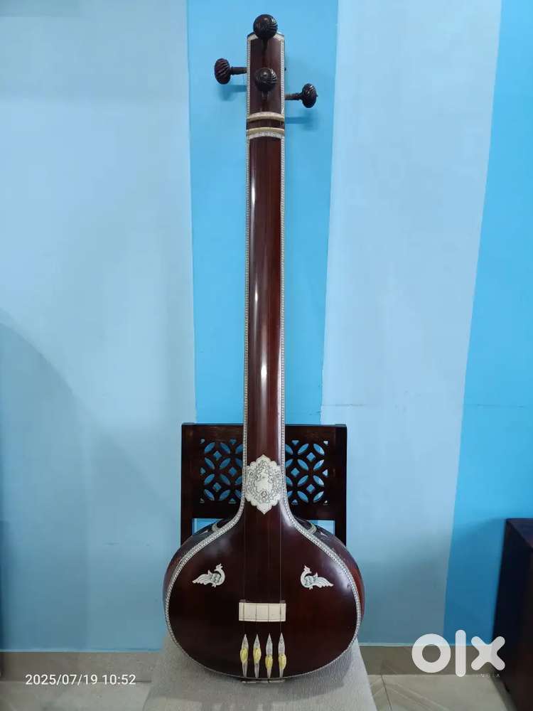 Tanpura selling