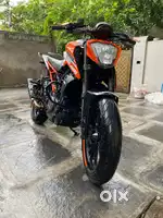 Duke 250 Looks New with Helmet