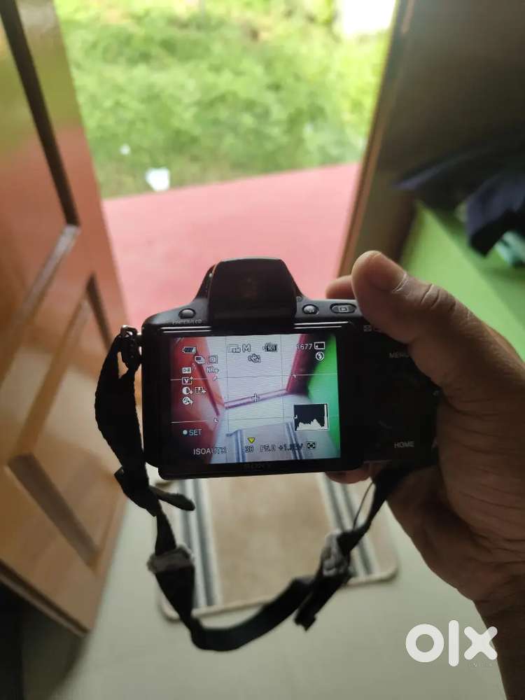 Sony  Camera with good camera quality and with powerfull zoom