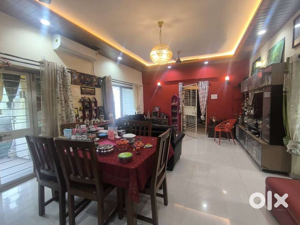 Urgetn sell,3 bhk 1200 carpetn Baner pancard road